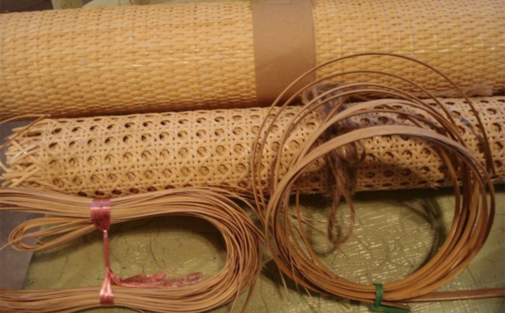 Плетение из ротанга в Москве